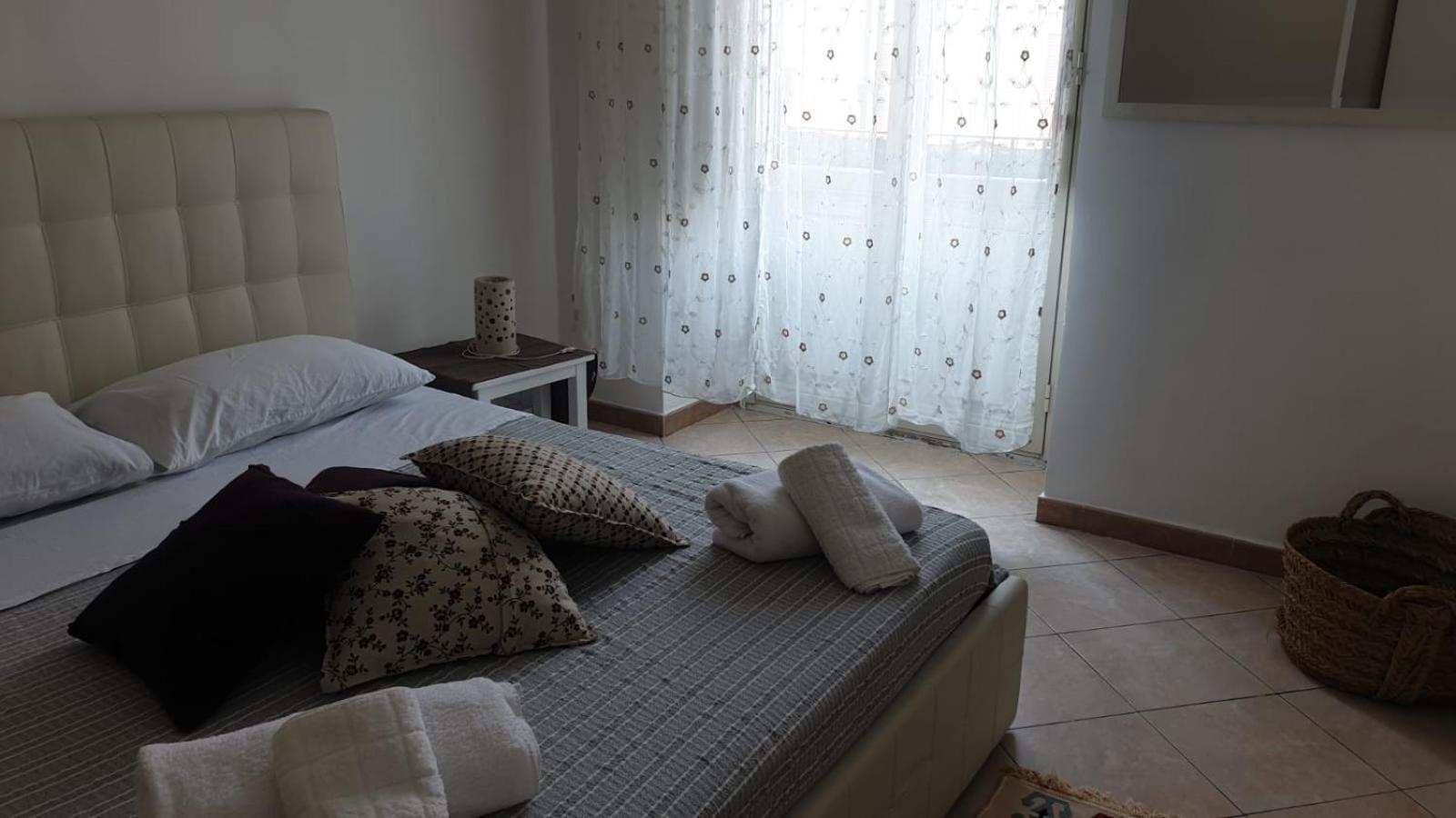 Casa Vacanze "Cortile Aquilone" 카타니아 외부 사진