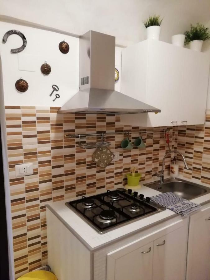 Casa Vacanze "Cortile Aquilone" 카타니아 외부 사진
